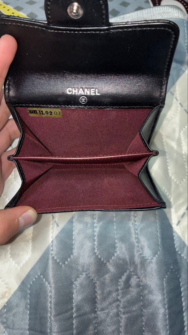 K*様 CHANEL ブラック キルティング折り財布