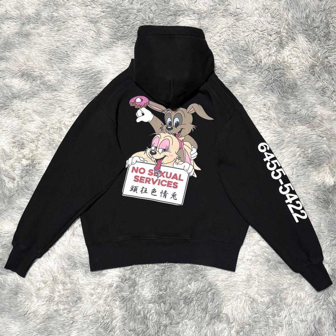 【超希少デザイン】FR2 梅限定 パーカー バックビッグプリント 頭狂色情兎