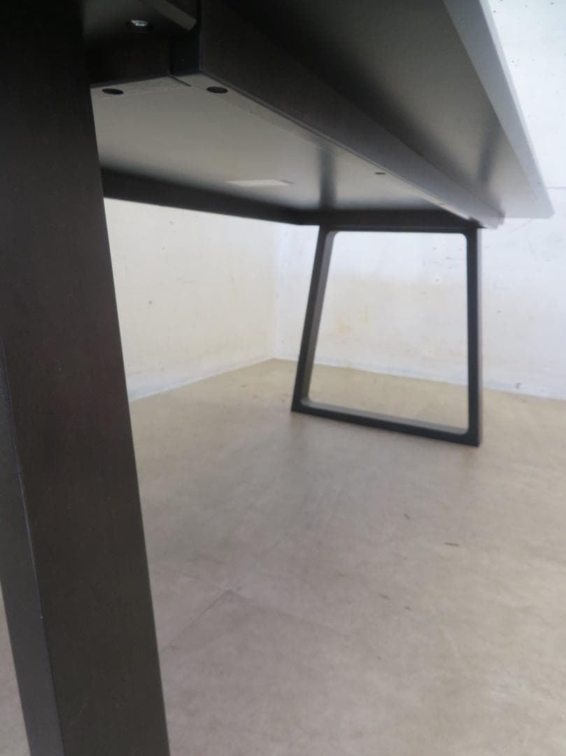 美品■カリモク■DA5580■メラミン天板■ダイニングテーブル■幅165㎝■