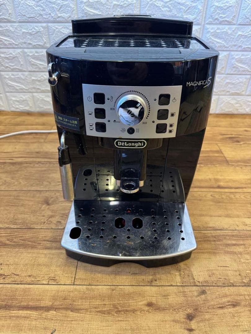 デロンギ マグニフィカS ECAM22112B エスプレッソマシン