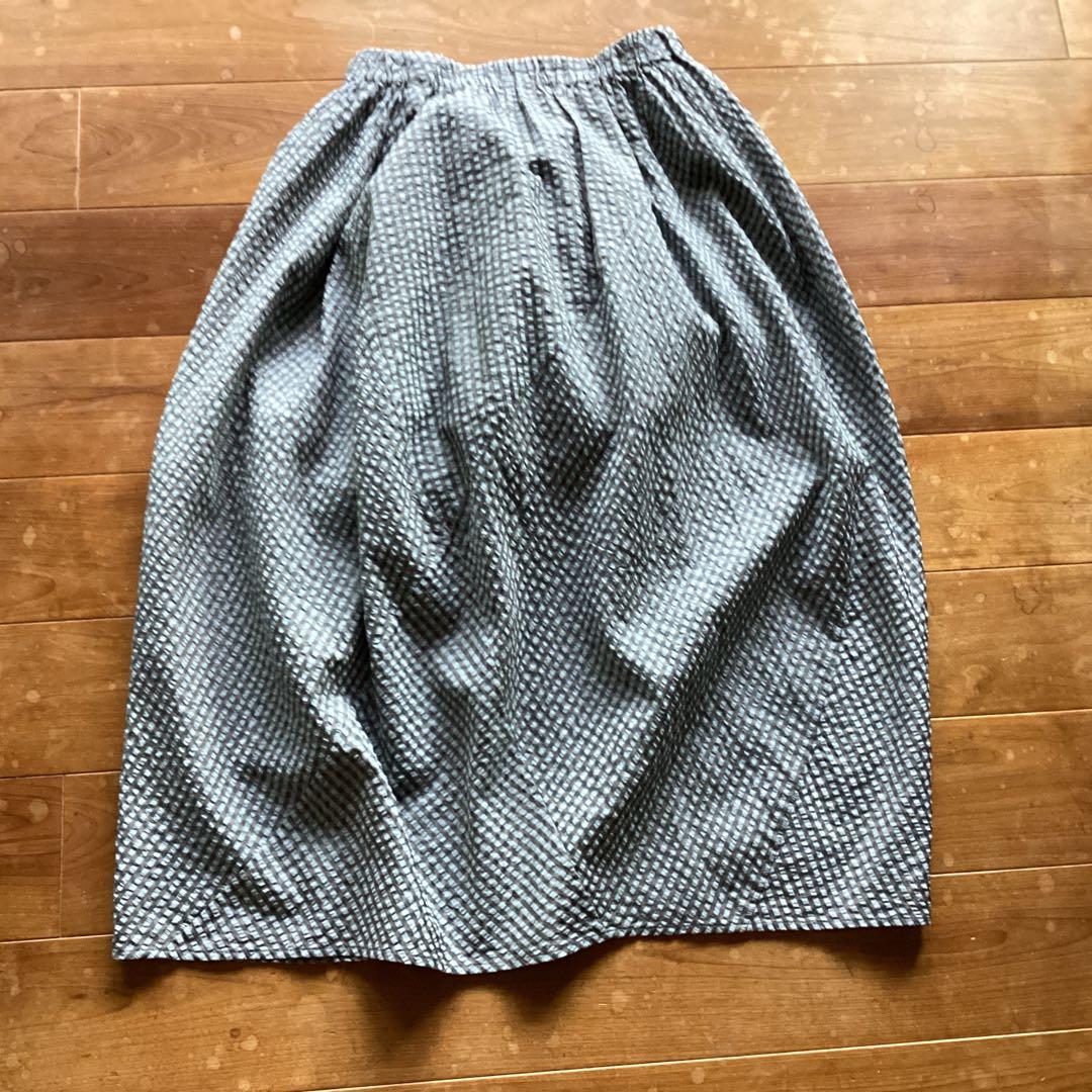 ヨーガンレール　　リップルシルクのバルーンスカート