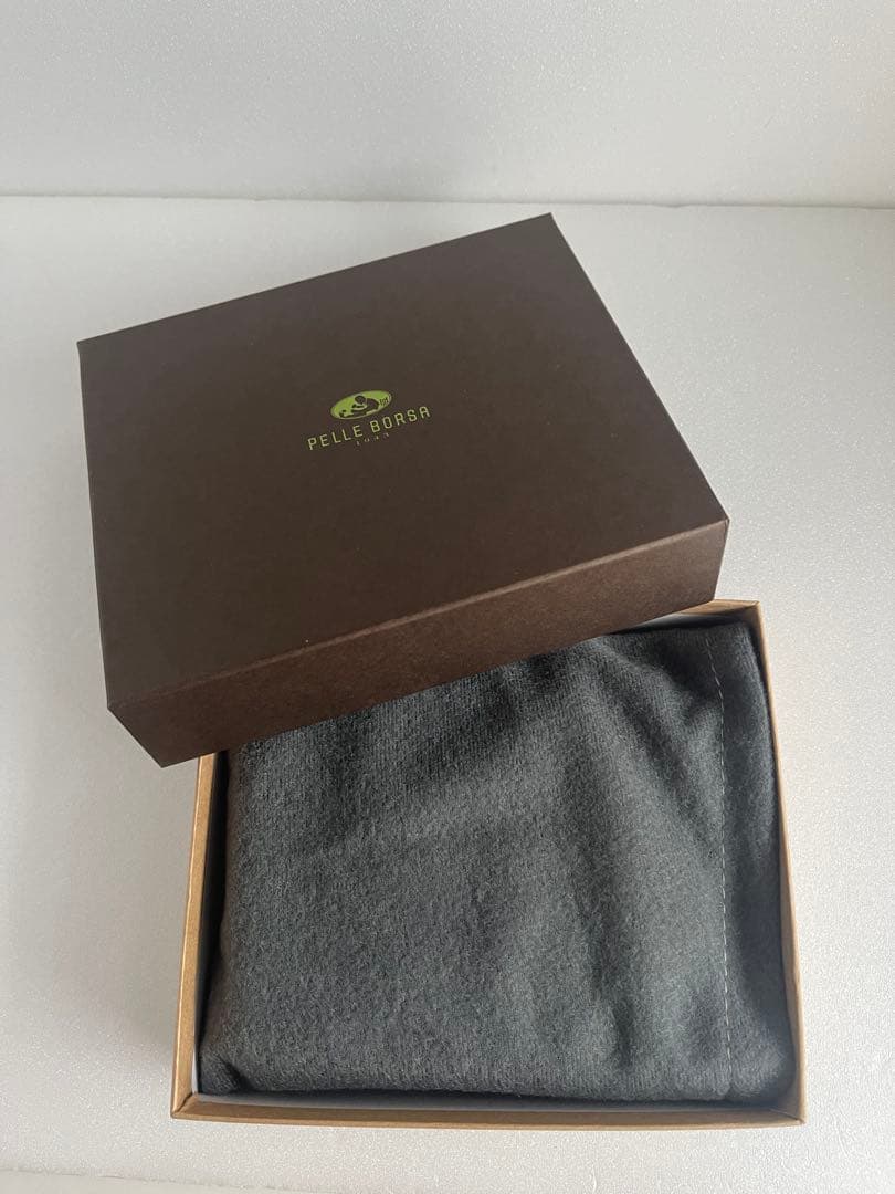 【PELLE BORSA】Lファスナーミニ財布Fine Goods トープ