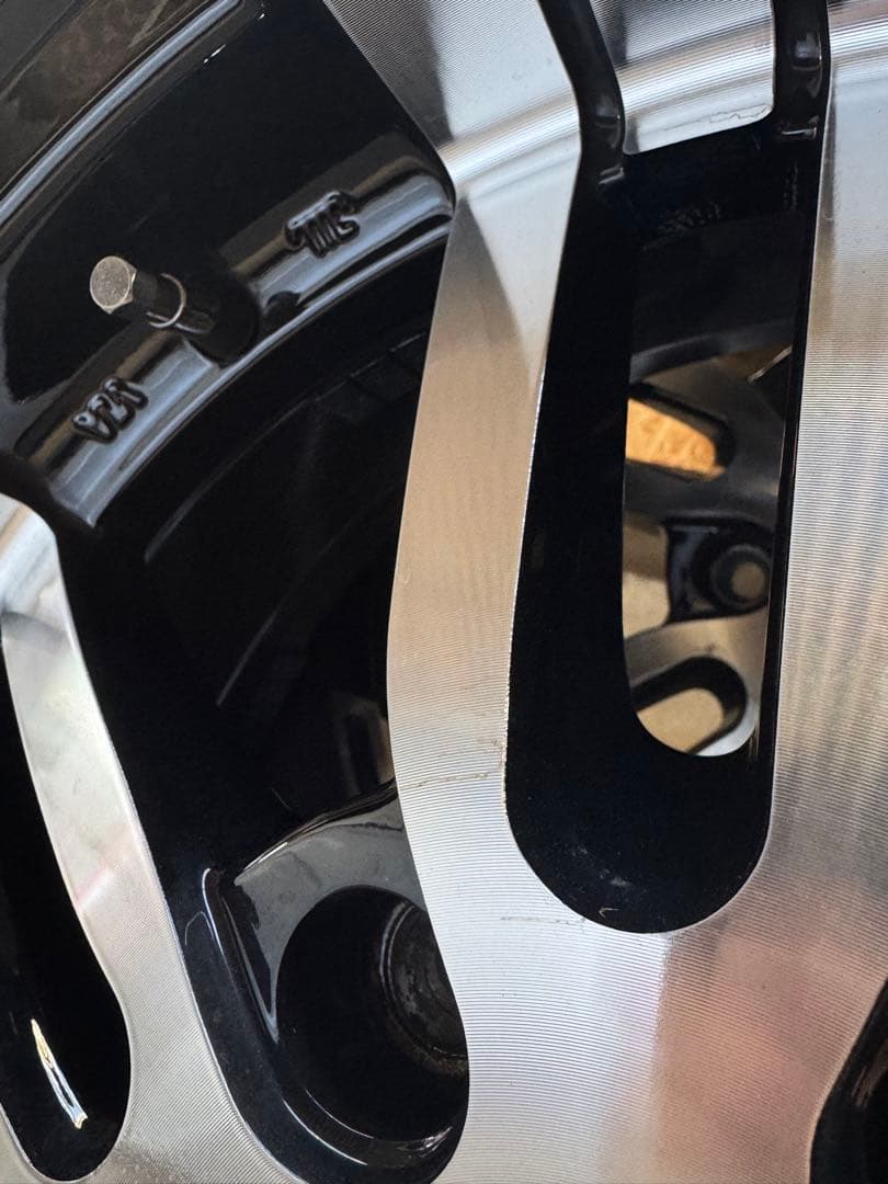 ハイエーススタッドレス4本セット ice GUARD IG60 17インチ