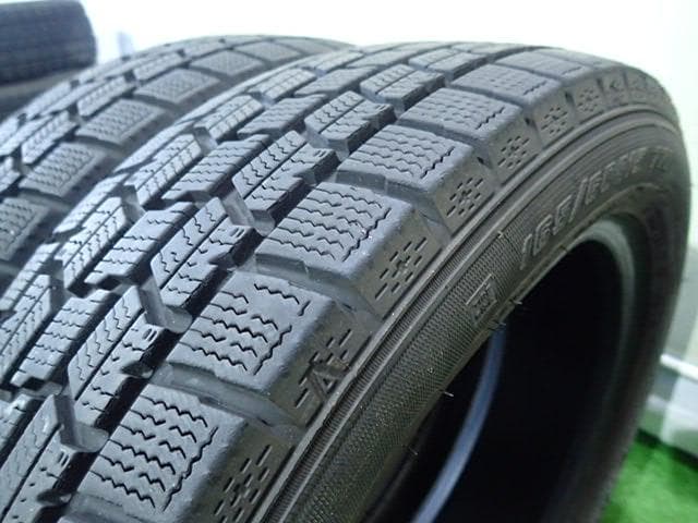 B1030【送料無料】スタッドレスタイヤ 165/60R15 2本セット