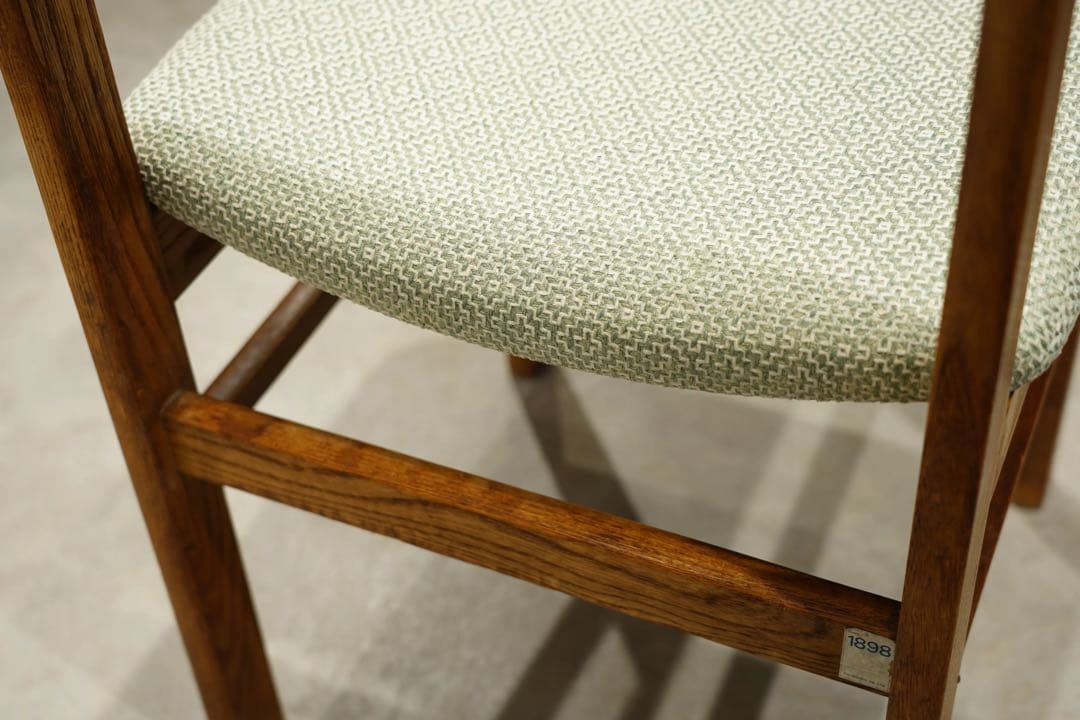 ダイニングチェア　ストリップドファニチャー　北欧