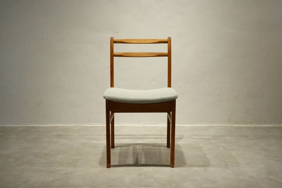 ダイニングチェア　ストリップドファニチャー　北欧