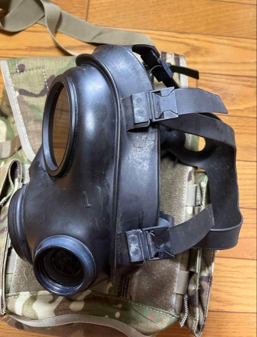 イギリス軍(SAS)S10ガスマスク gasmask AVON　ハンク　バイオ