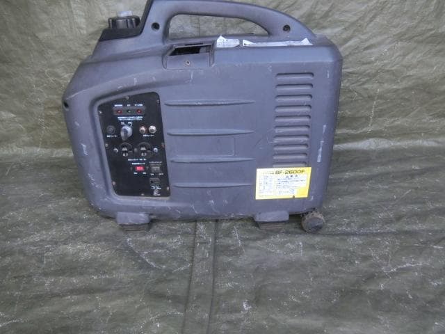 125：ポータブル発電機　SF-2600F 2.6kW　ジャンク