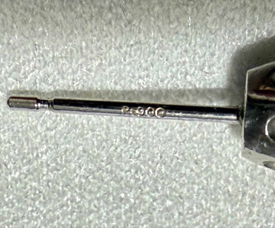 ★PT 900 ダイヤスタッドピアス 合計0.5ct★