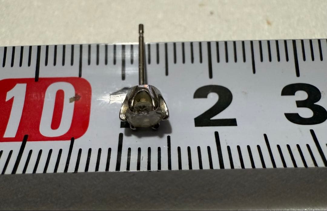 ★PT 900 ダイヤスタッドピアス 合計0.5ct★