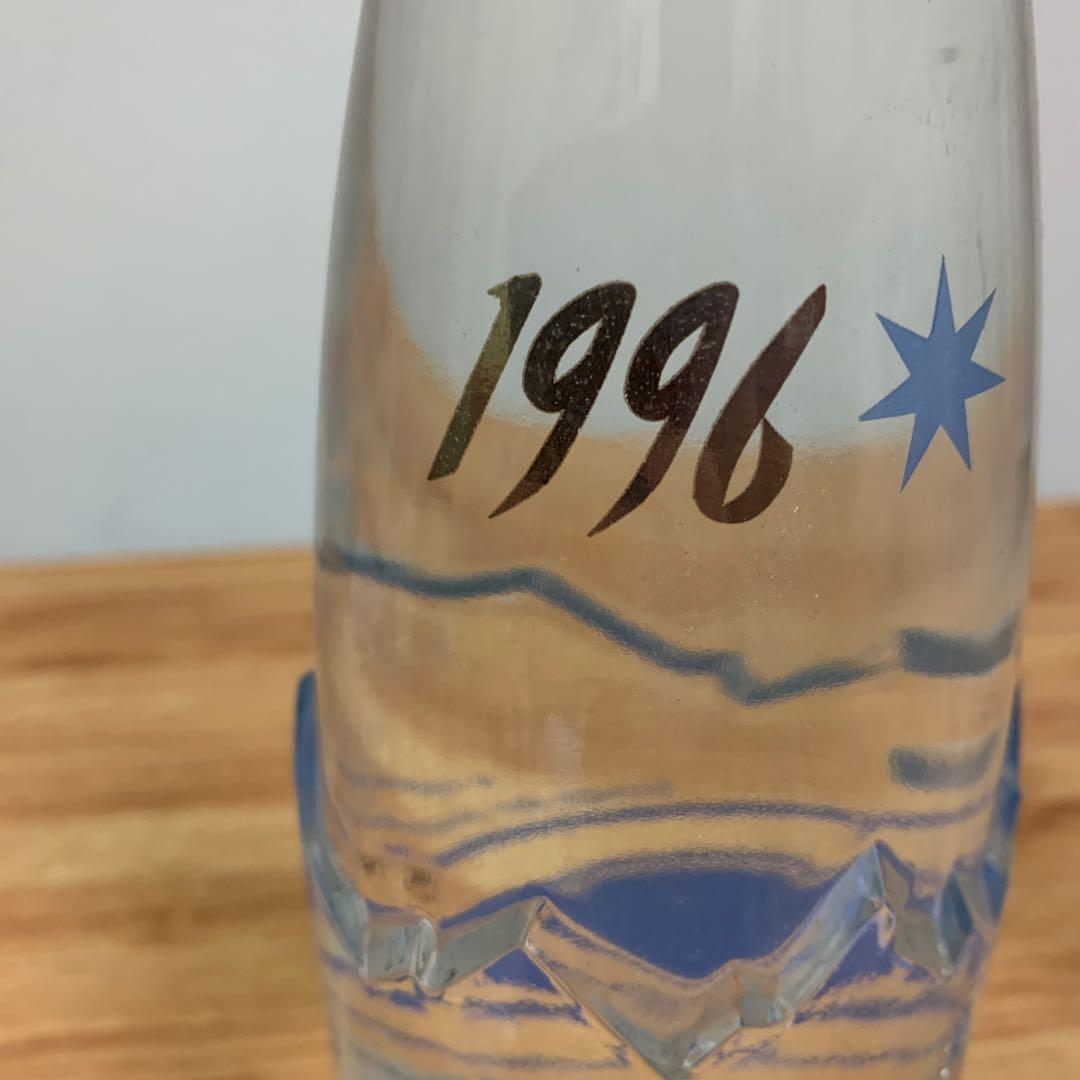 エビアン イヤーボトル 1995-1998年セット