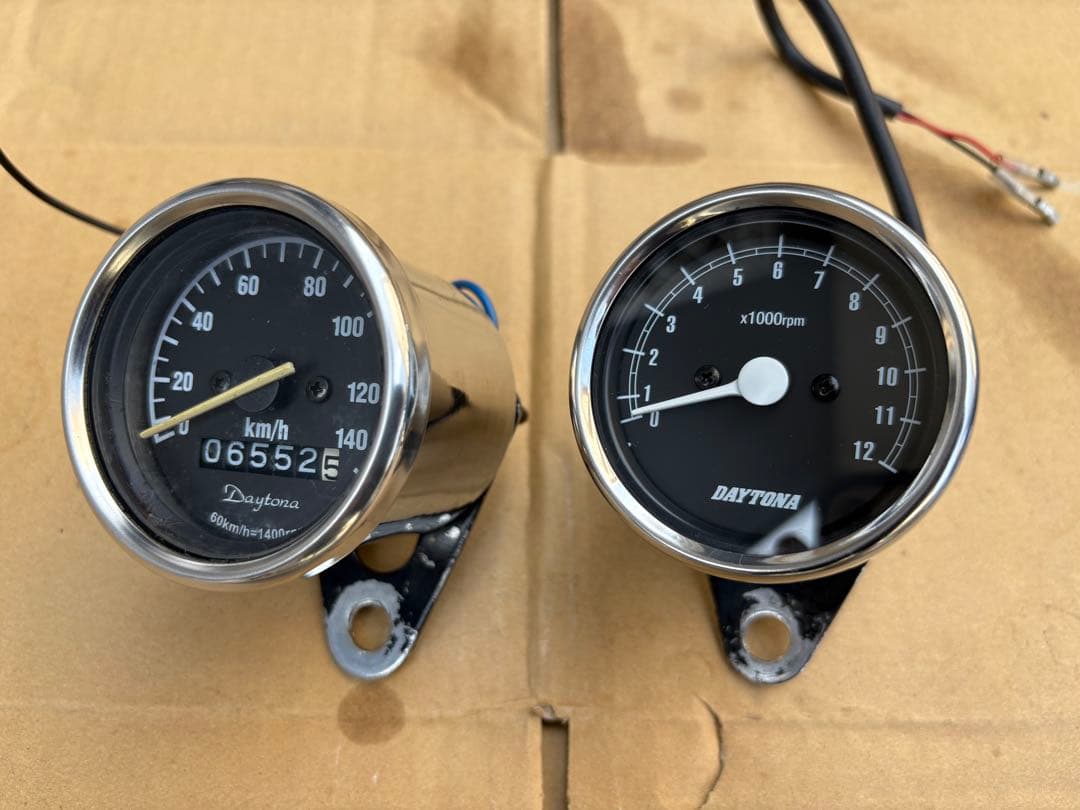 今日まで　DAYTONA メーターセット