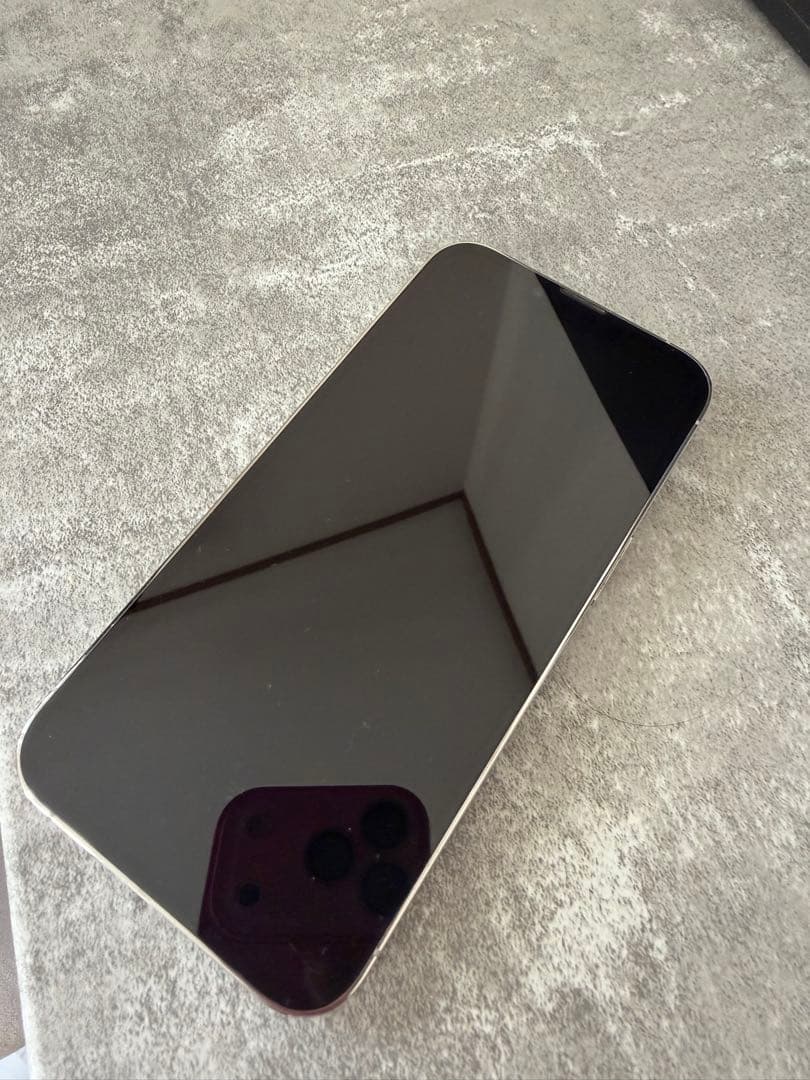 【土日限定値下げ】iPhone13Pro 256gb バッテリー100%