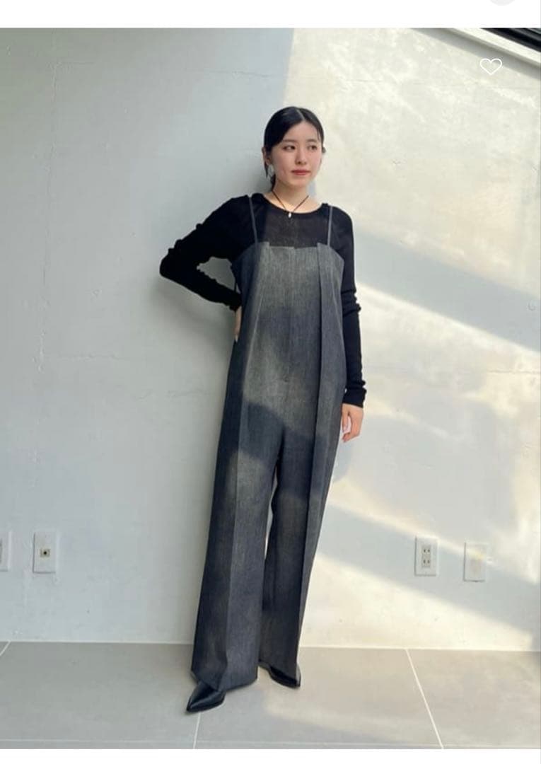 新品未使用タグあり＜EMMEL REFINES＞EM タックキャミ サロペット