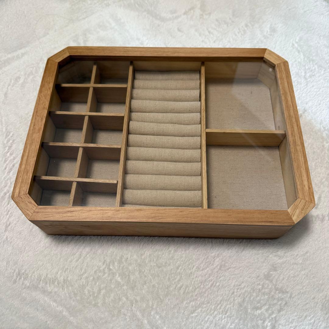 ZARA  アクセサリーケース