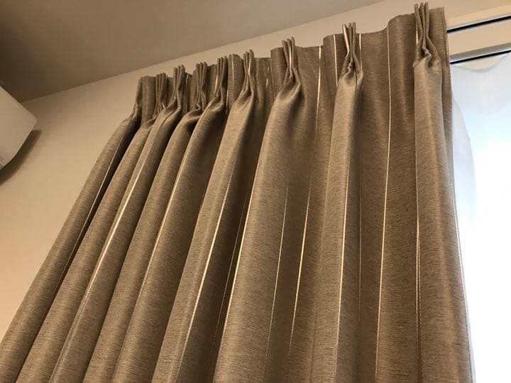 掃き出し窓用　オーダーカーテン　ウーノST ベージュ