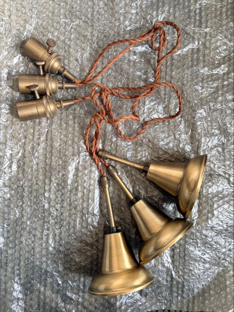 真鍮ペンダントライト　スイッチ付　ビンテージ裸電球エジソンライト　3個セット