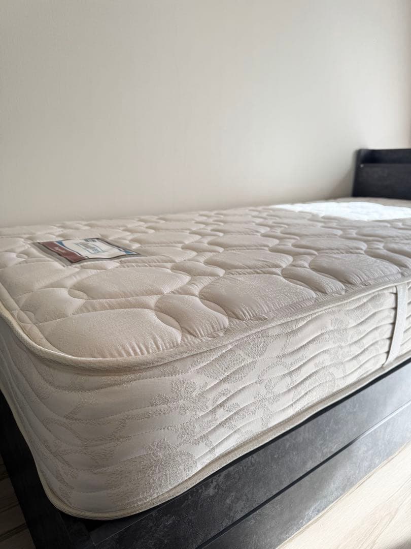 【美品】シモンズBeautyrest Regular シングルマットレス