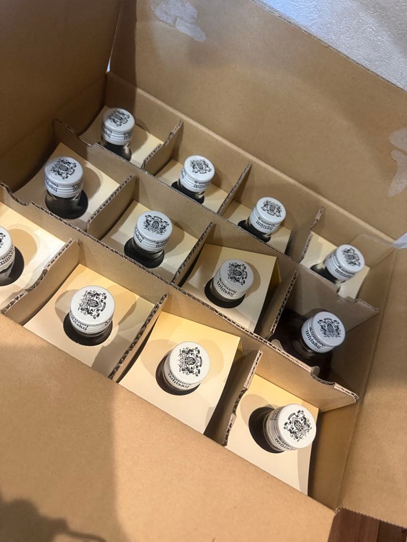 サントリーウイスキー限定白角12本セット