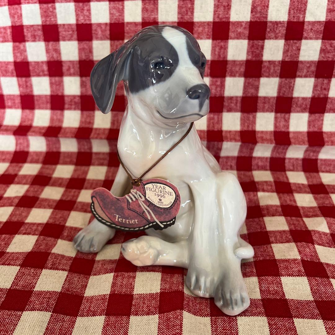 ロイヤルコペンハーゲン　フィギュリン　ポインターパピー　犬置物