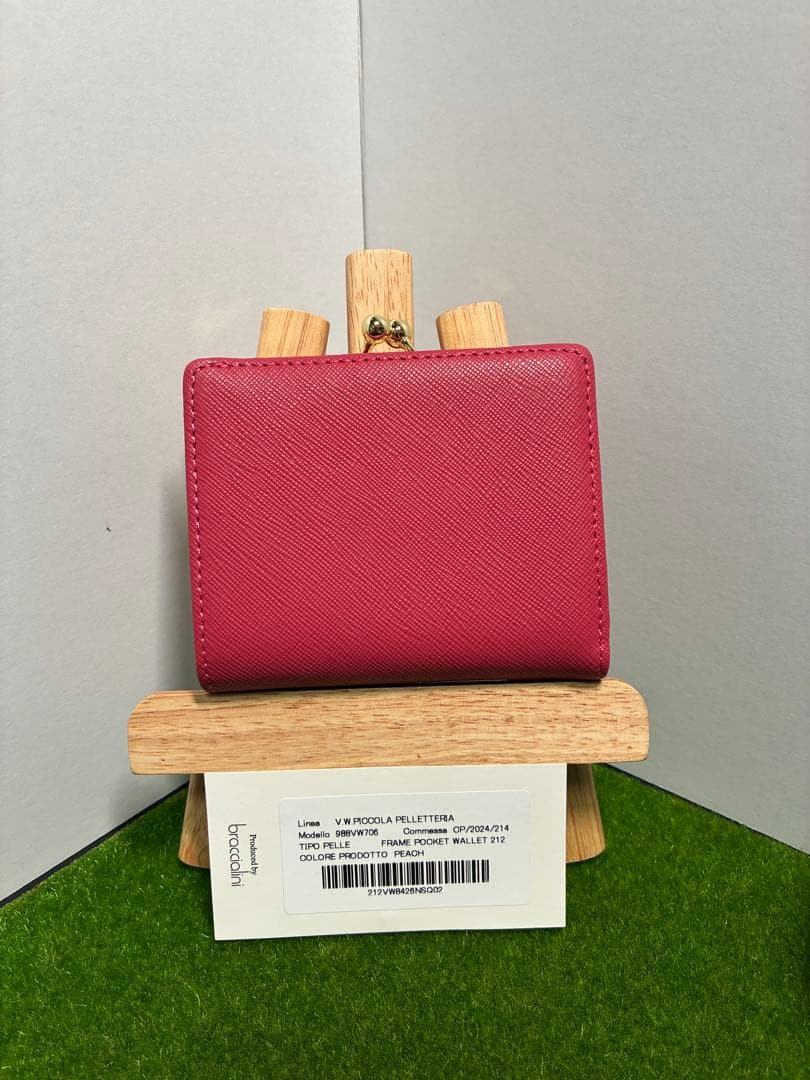 オシャレ【新品】　Vivienne Westwood　二つ折り財布 ピンク