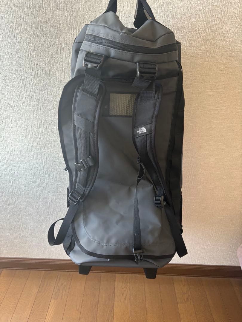 ザノースフェイス ダッフルバッグ BC ローリングダッフル　新品タグ付き！グレー