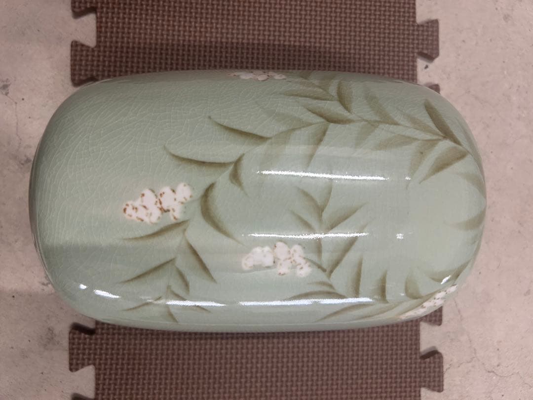 業務用 高級寿司屋仕様 陶器製 花瓶 薄緑 花柄 木箱付き 飲食店開業