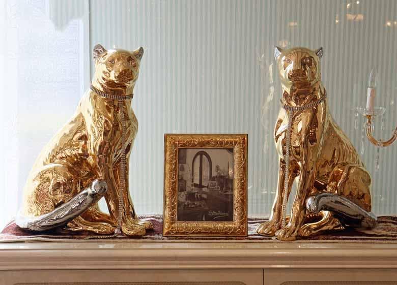 陶器 動物 チーター 置物 イタリア製 AHURA ゴールド