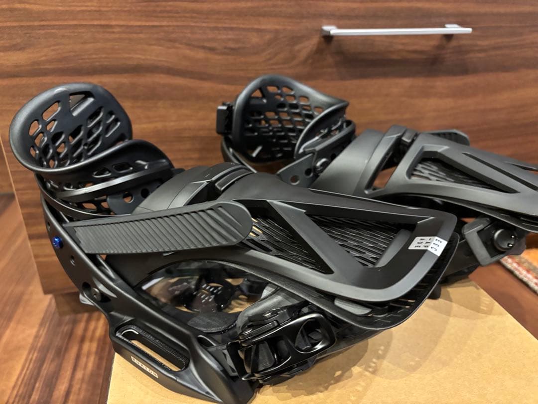 【新品】Burton Escapade EST Sサイズ　24-25