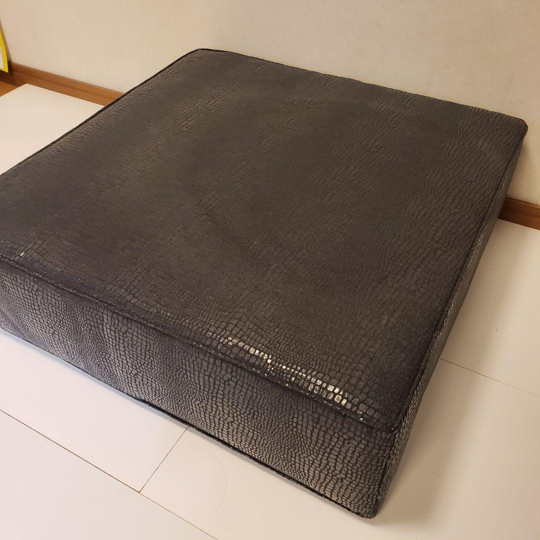 38500円 HUKLA フロアクッション　600✕600×200