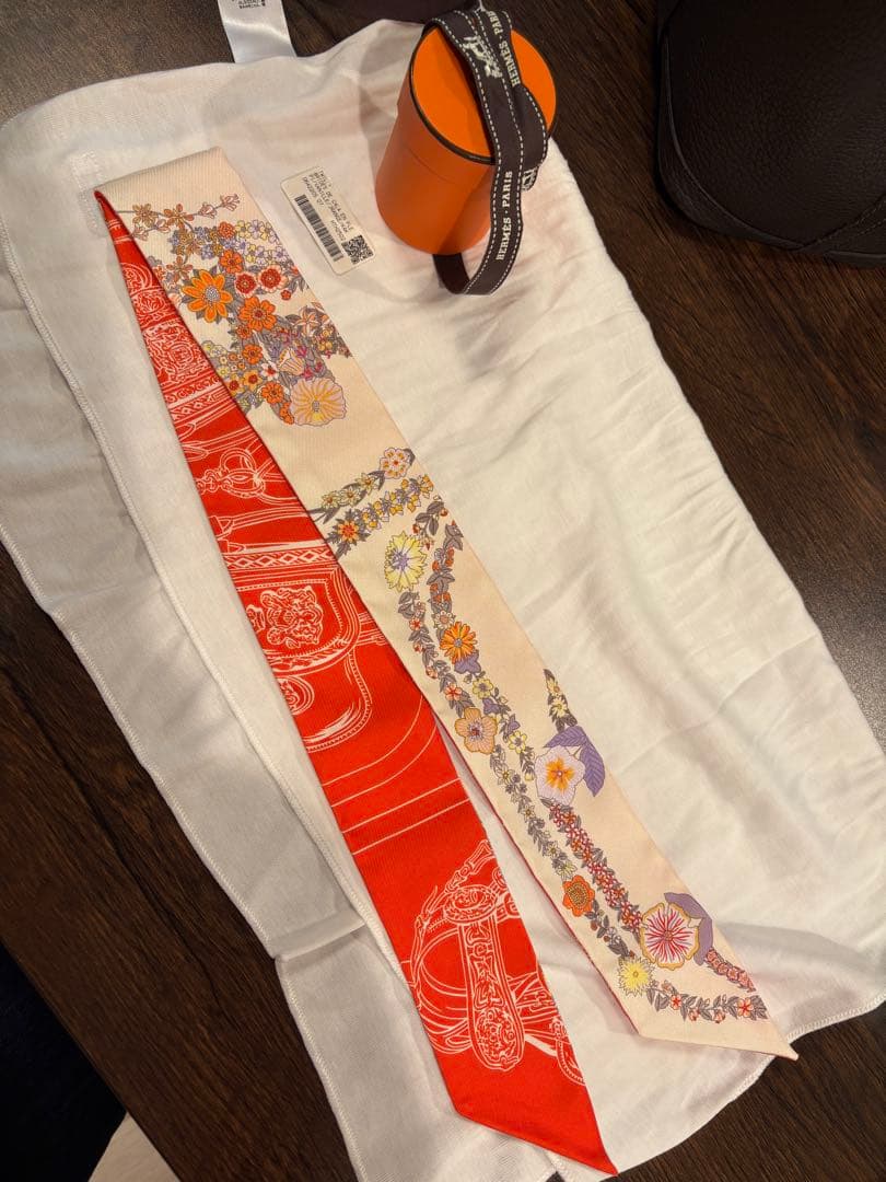 エルメス ツイリー　ブリッド・ドゥ・ガラ・アン・フルール