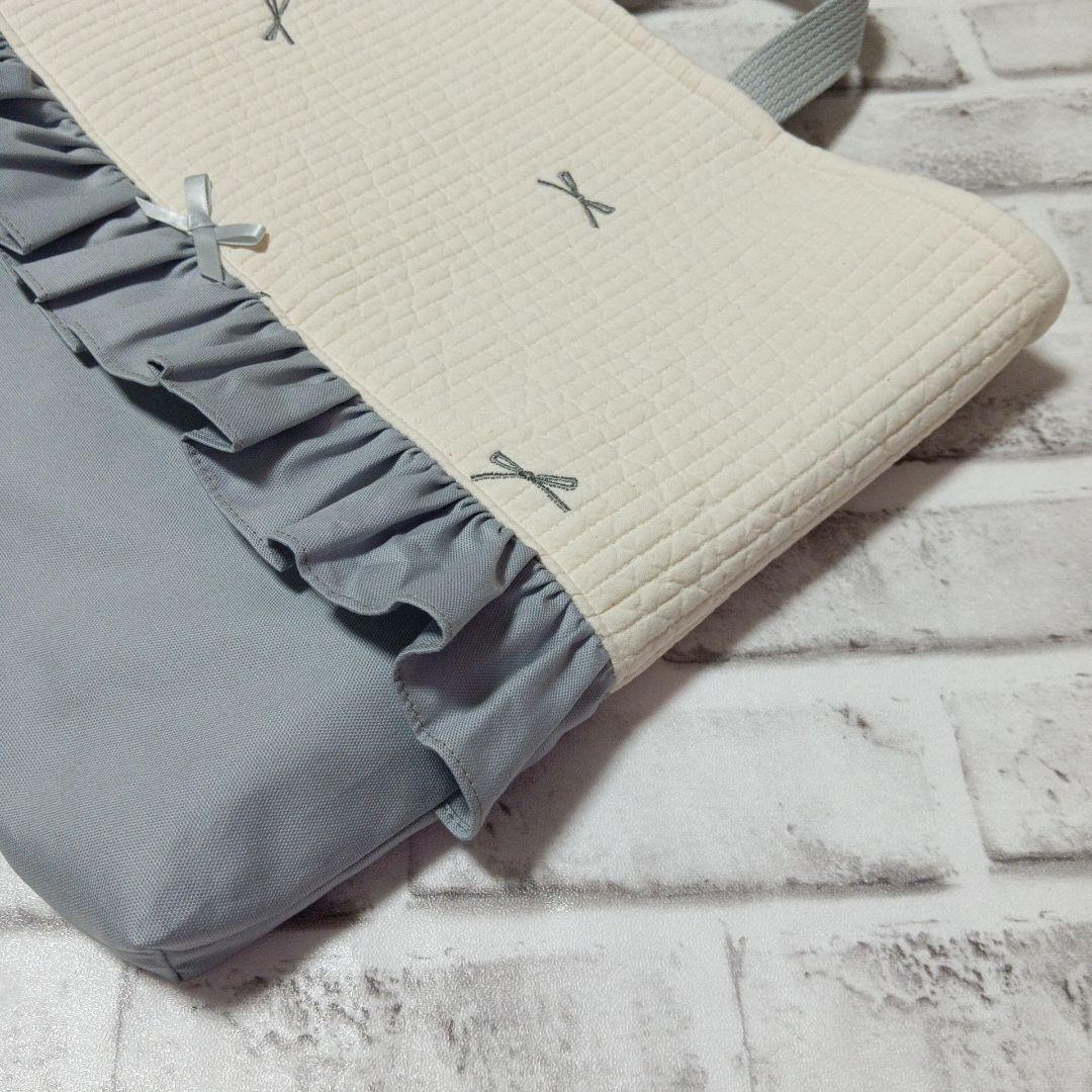 7、ヌビ　レッスンバッグ　フリル　ハンドメイド　リボン生成り×ライトグレー