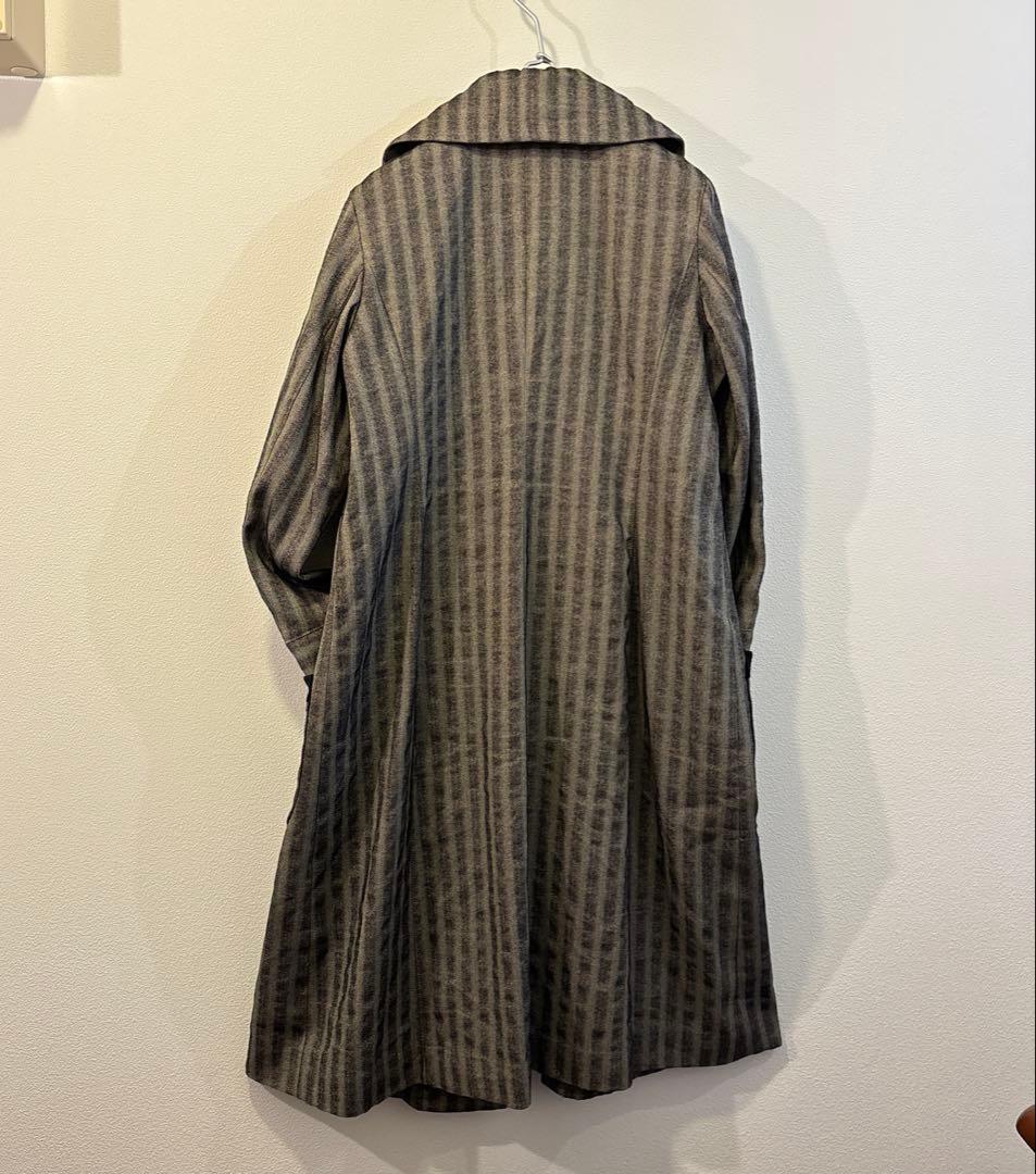t.b 美品ストライプ ロングコート グレー ブラック