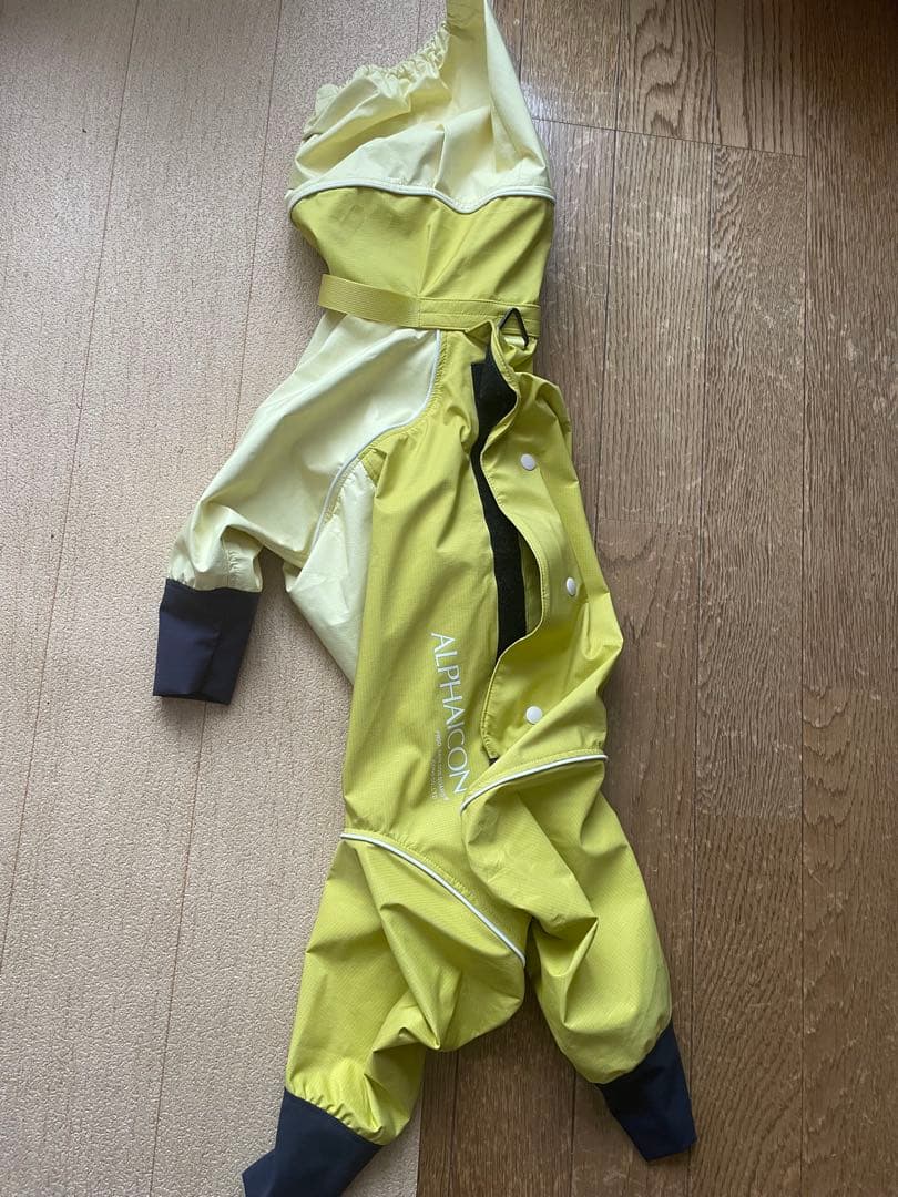 ALPHA ICON 犬用レインコート バナナ　1L