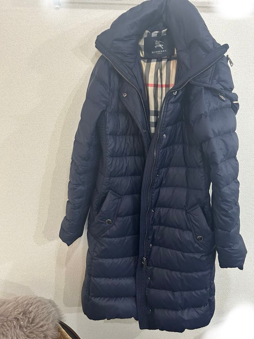 バーバリーダウンコート　ベルト欠損　取り外し可のフード付き　レディースM 紺