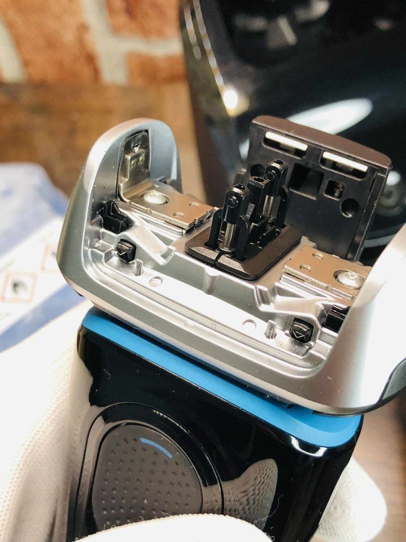 【未使用に近い】Braun series 8 8365cc シェーバー ブラウン