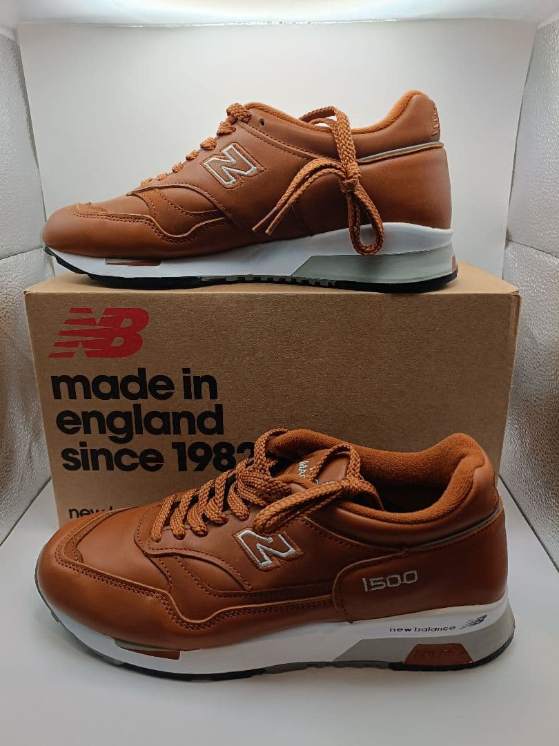 c*7様 【極美品】ニューバランス M1500TN イングランド製 レザー 26