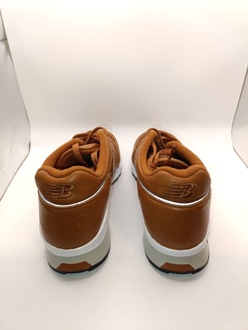 c*7様 【極美品】ニューバランス M1500TN イングランド製 レザー 26