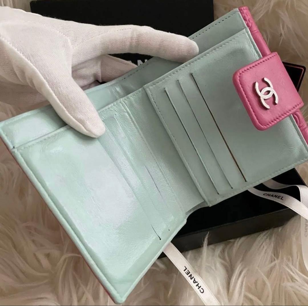 希少 シャネル CHANEL 二つ折り 財布 アイコンライン ピンクグリーン