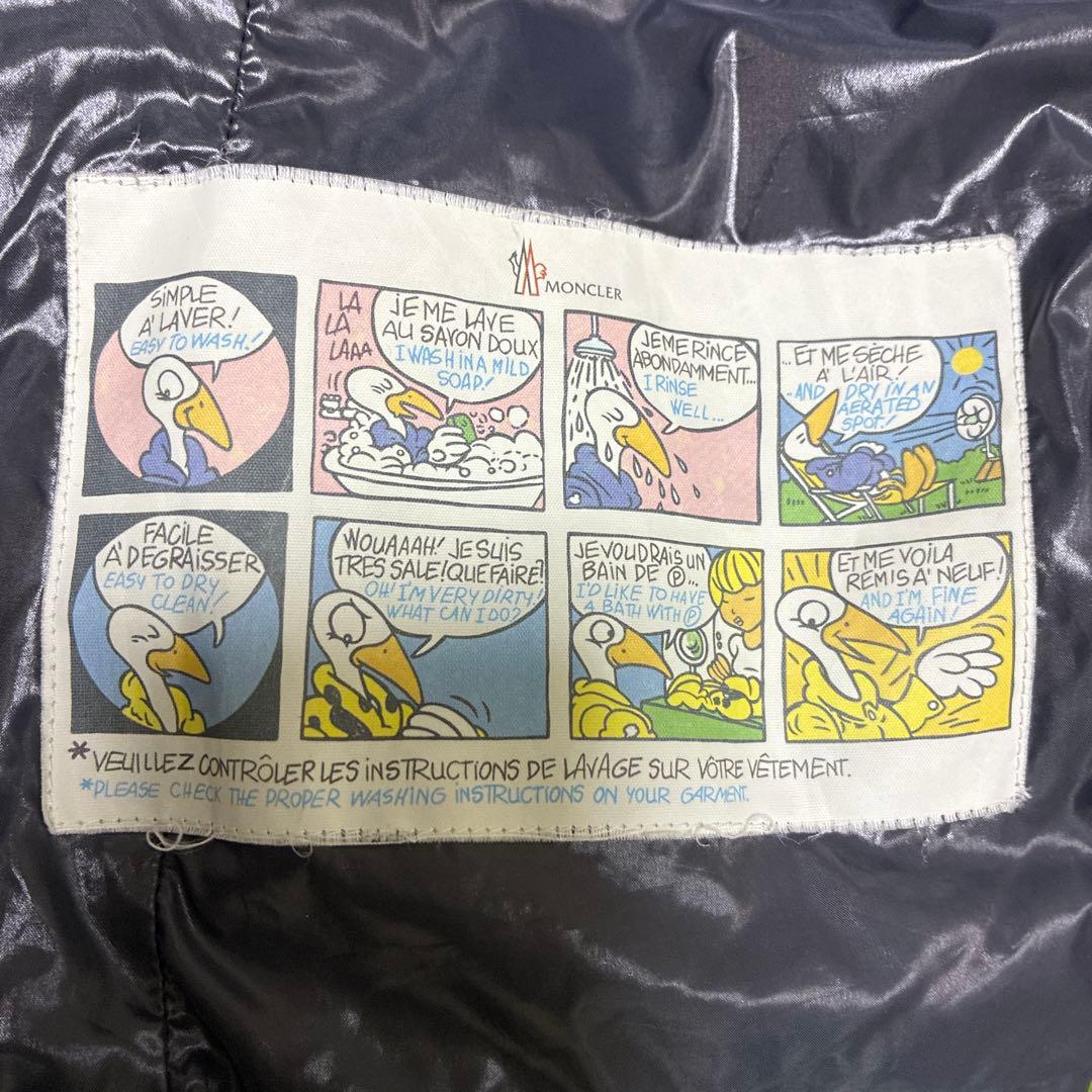 MONCLER グレー ダウンベスト