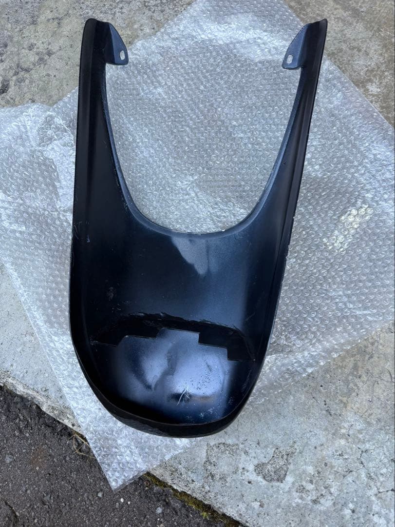 ゼファー1100用Z1仕様テールカウル