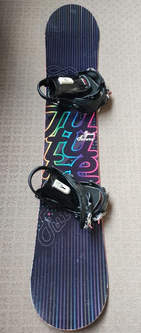 SPOON スプーン スノーボードとSALOMONサロモンビンディングセット