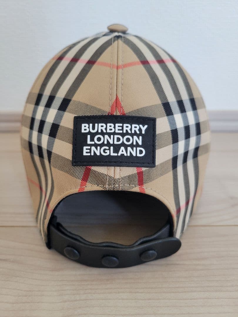 期間限定出品！BurberryキャップSサイズ