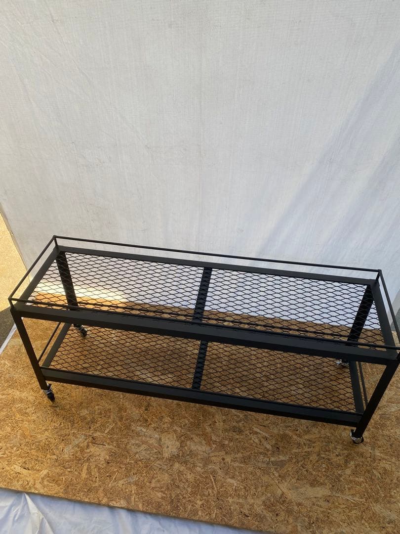 アイアンシェルフ　アイアン家具　植物棚　植物　アガベ　棚　インダストリアル