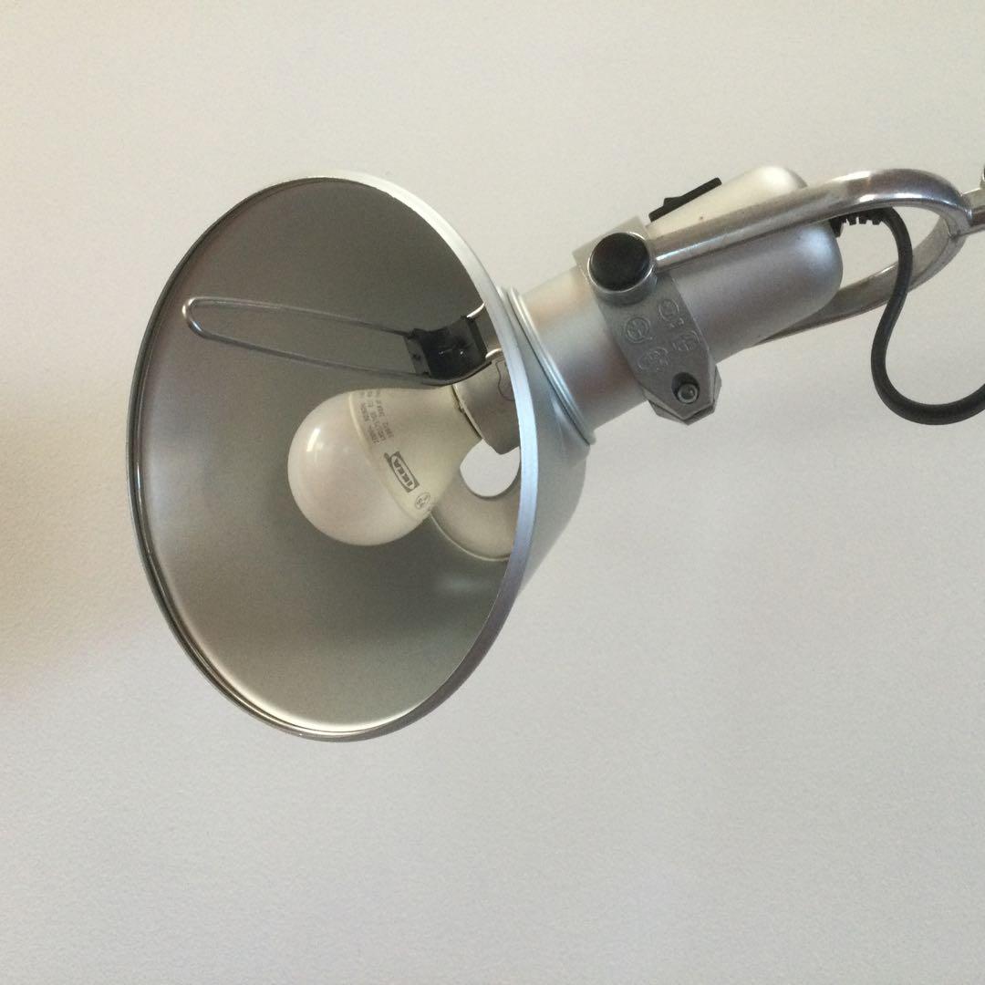 アルテミデ　トロメオ　フロアランプ　フロアスタンド　照明　ライト