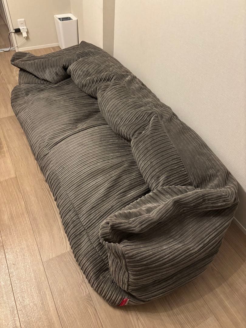 【ししとう】LoungePug ３人掛けアルバートソファービーズクッション