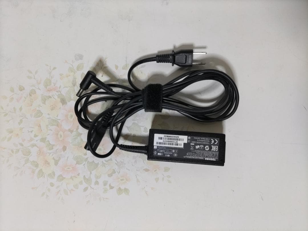 お買得！！東芝 dynabook 8GB SSD 256GB Win11★F9