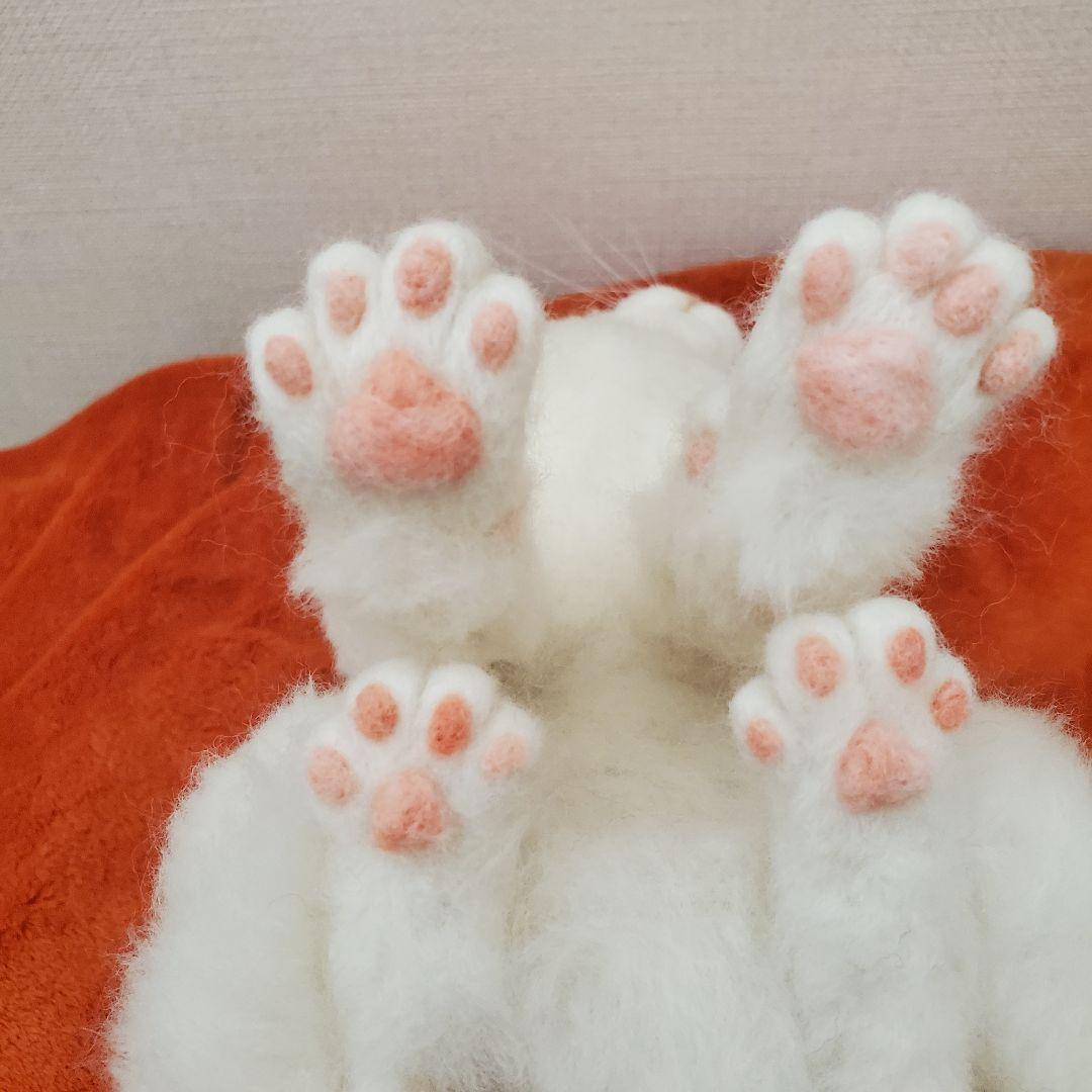 羊毛フェルト猫　ハンドメイド　茶白ハチワレ