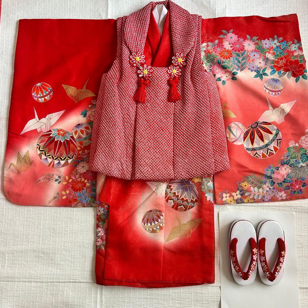 七五三 3歳 着物 753 正絹 被布 総絞り 三歳 赤 草履 金糸 花柄 毱