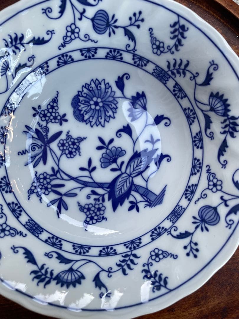 新品　Blue Elbe by Tanyo ブルーエルベ 皿　ボタニカル柄　28